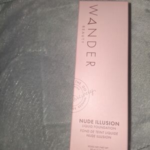 Wander Beauty Nude Illusion Liquid Foundation - Light Pink Packaging